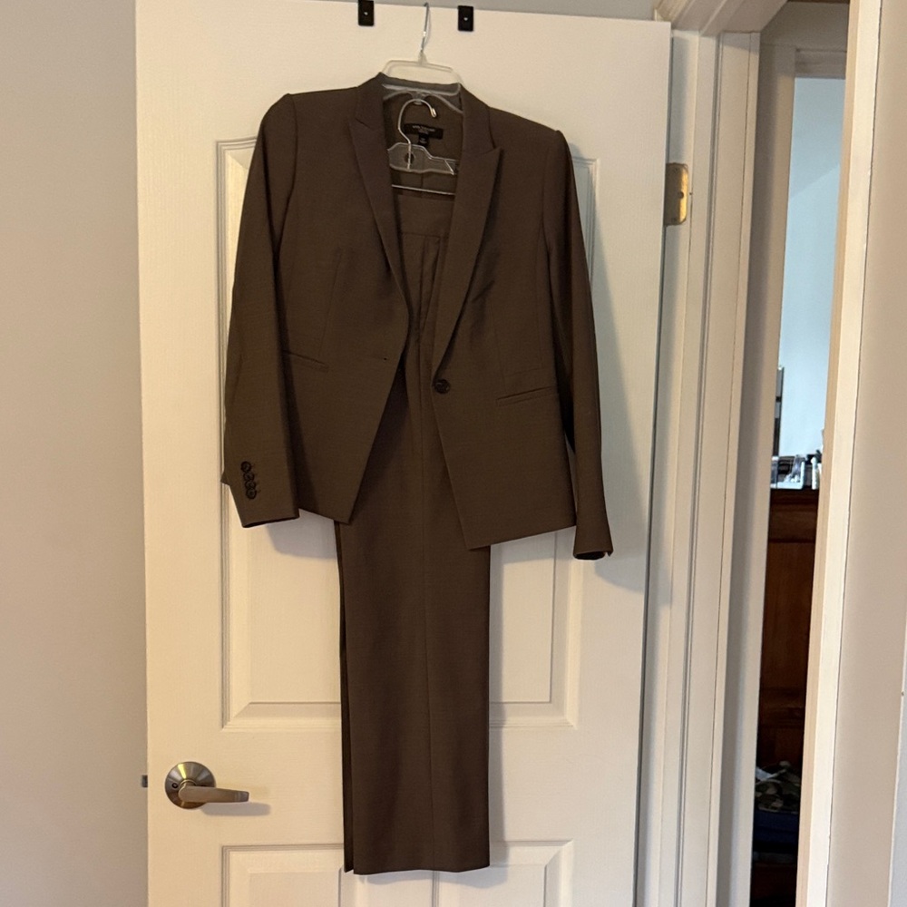 Elegant Women’s Brown Wool Blend Suit
